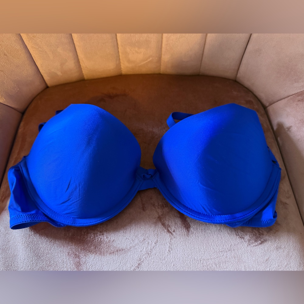Blue Victoria’s Secret Push-Up Bra